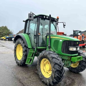 John Deere 6320