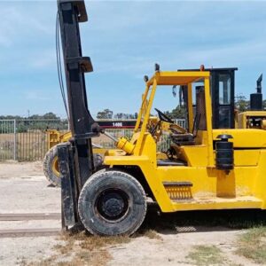 Clark 15 Ton Diesel Forklifts